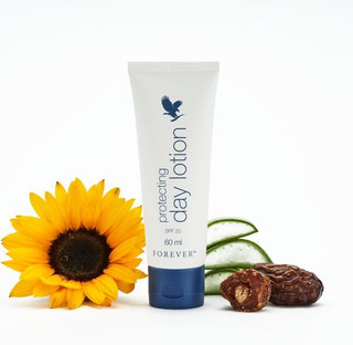 کرم روز محافظ تارگت فوراور با spf 20